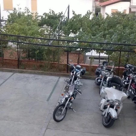 Mit Balkon- Fuer Vier Personen By Interhome * פולה